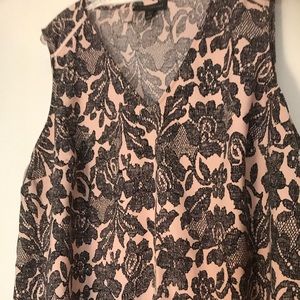 Sleeveless Black/Blush Hi-Low Blouse